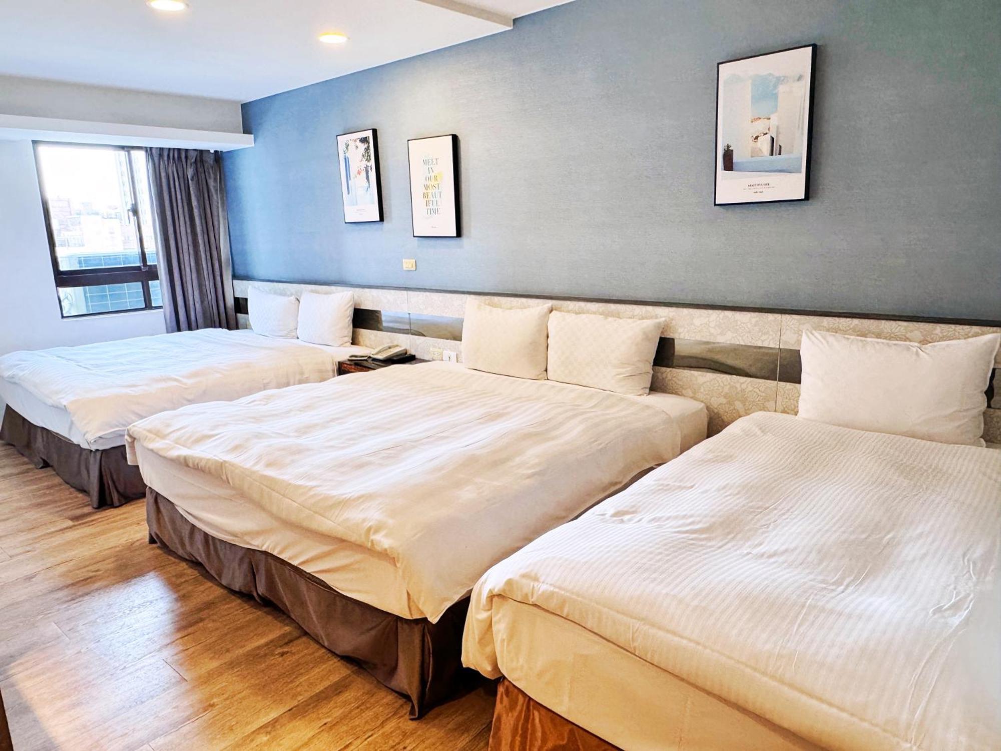 Bonjour Hotel Taichung Exterior photo